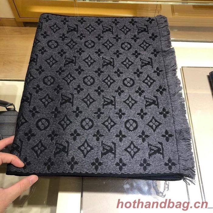 Louis Vuitton Scarf LV00030